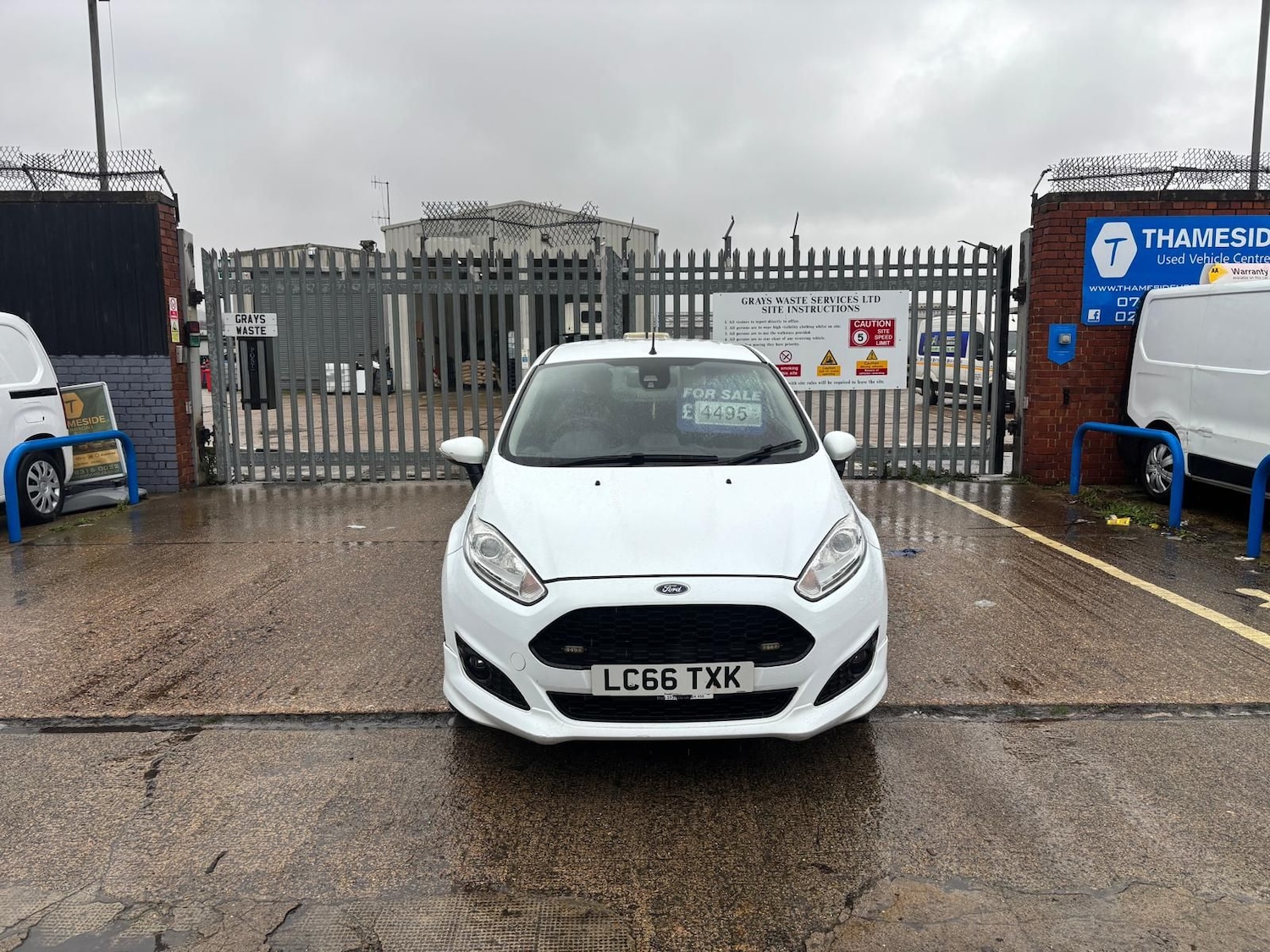 Used Ford Fiesta 2016 for sale - 77205820: Photo 2