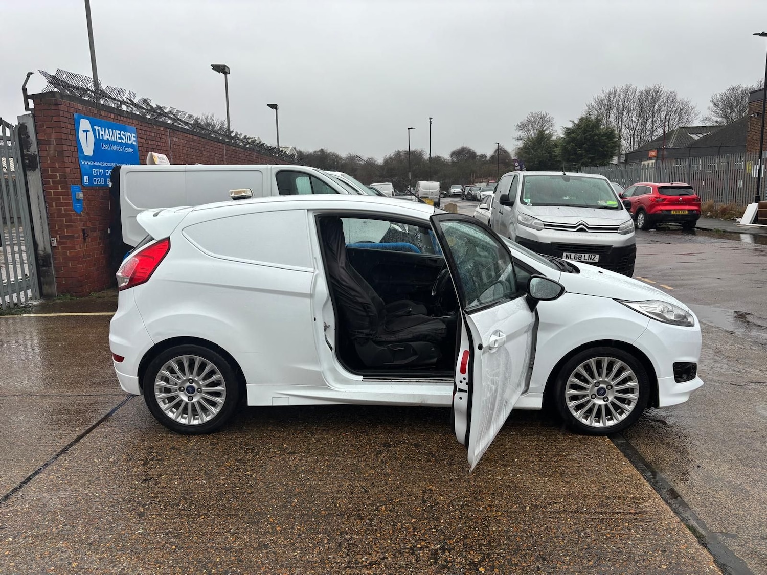 Used Ford Fiesta 2016 for sale - 77205820: Photo 20