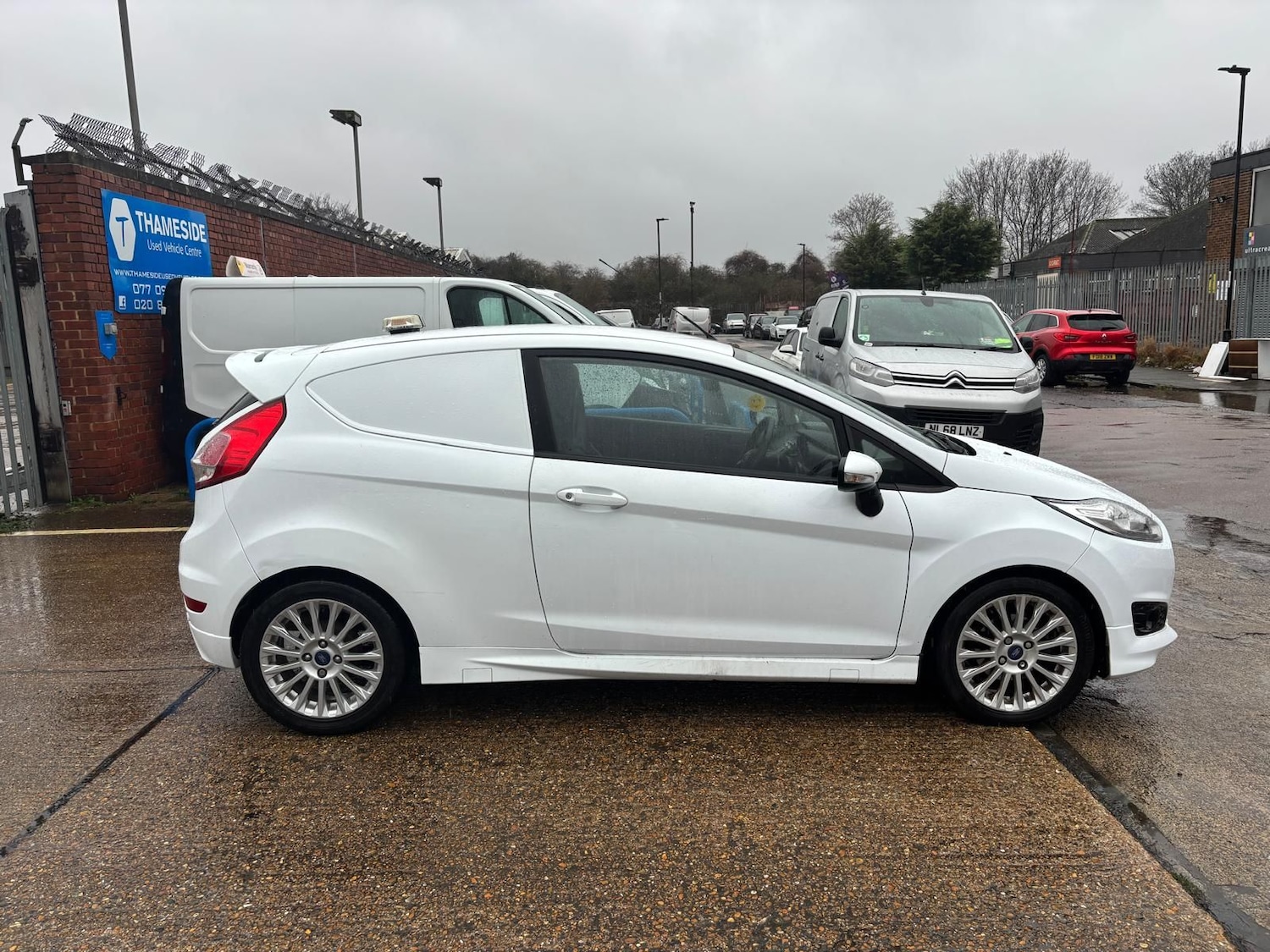 Used Ford Fiesta 2016 for sale - 77205820: Photo 7