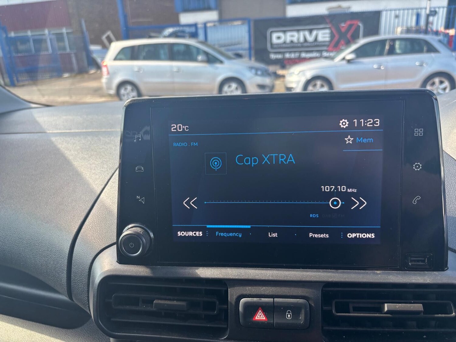 Used Peugeot Partner 2020 for sale - 76086551: Photo 10