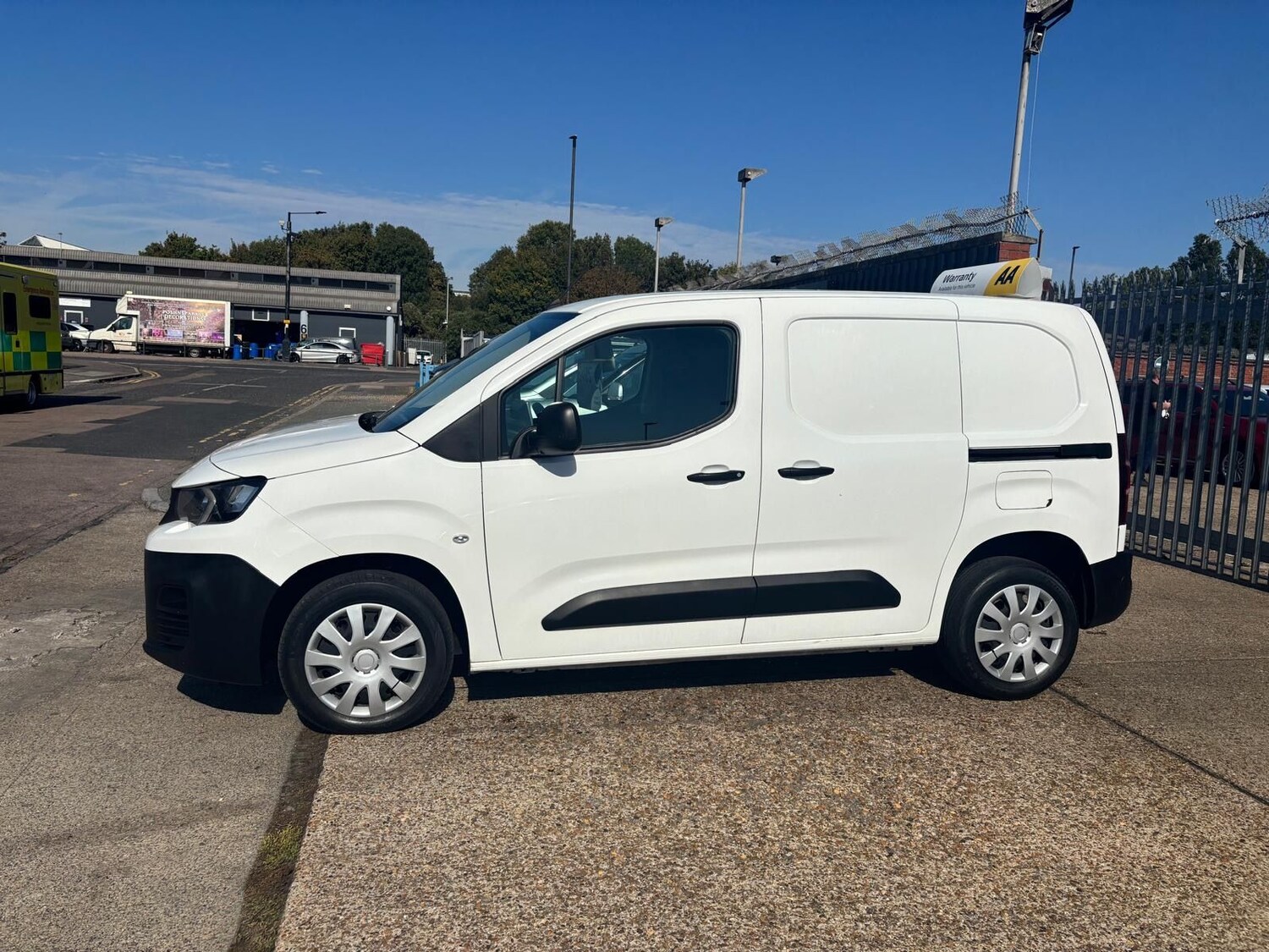 Used Peugeot Partner 2020 for sale - 76086551: Photo 13