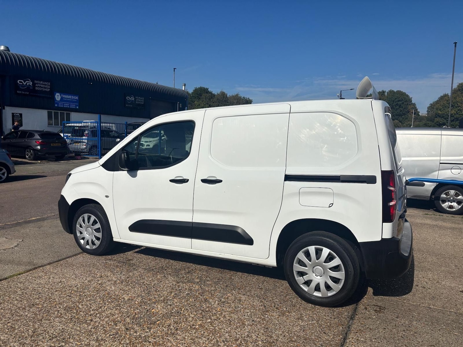 Used Peugeot Partner 2020 for sale - 76086551: Photo 14