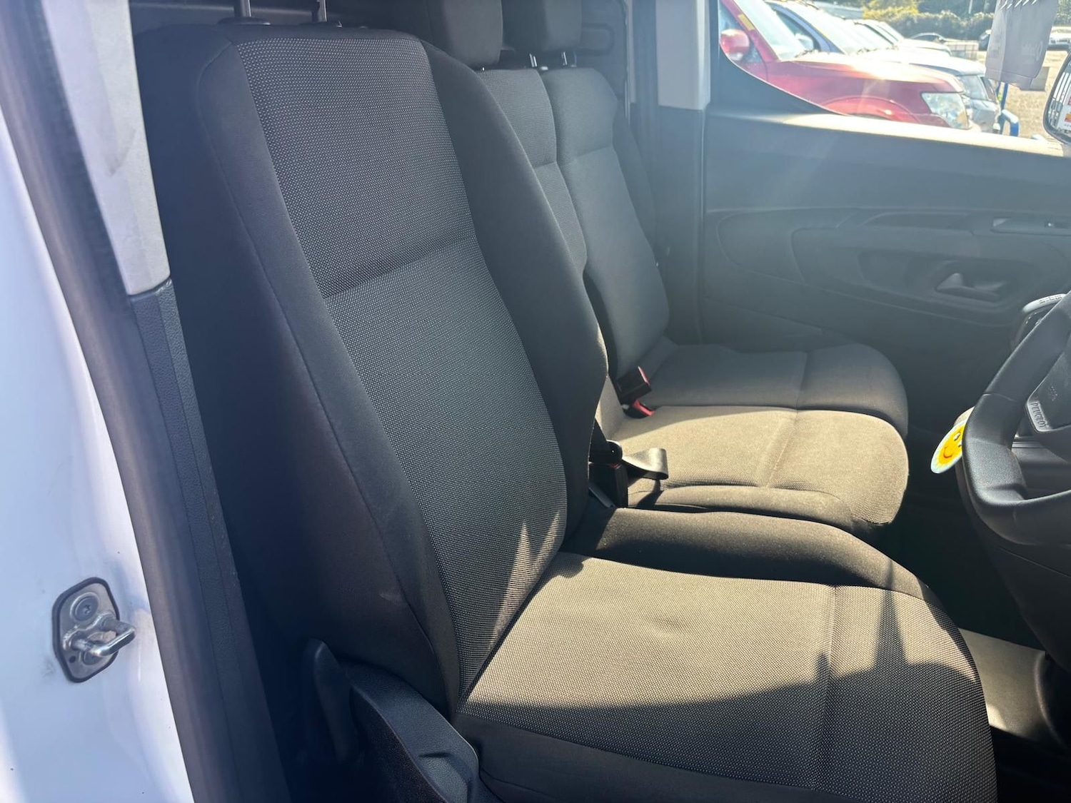 Used Peugeot Partner 2020 for sale - 76086551: Photo 6