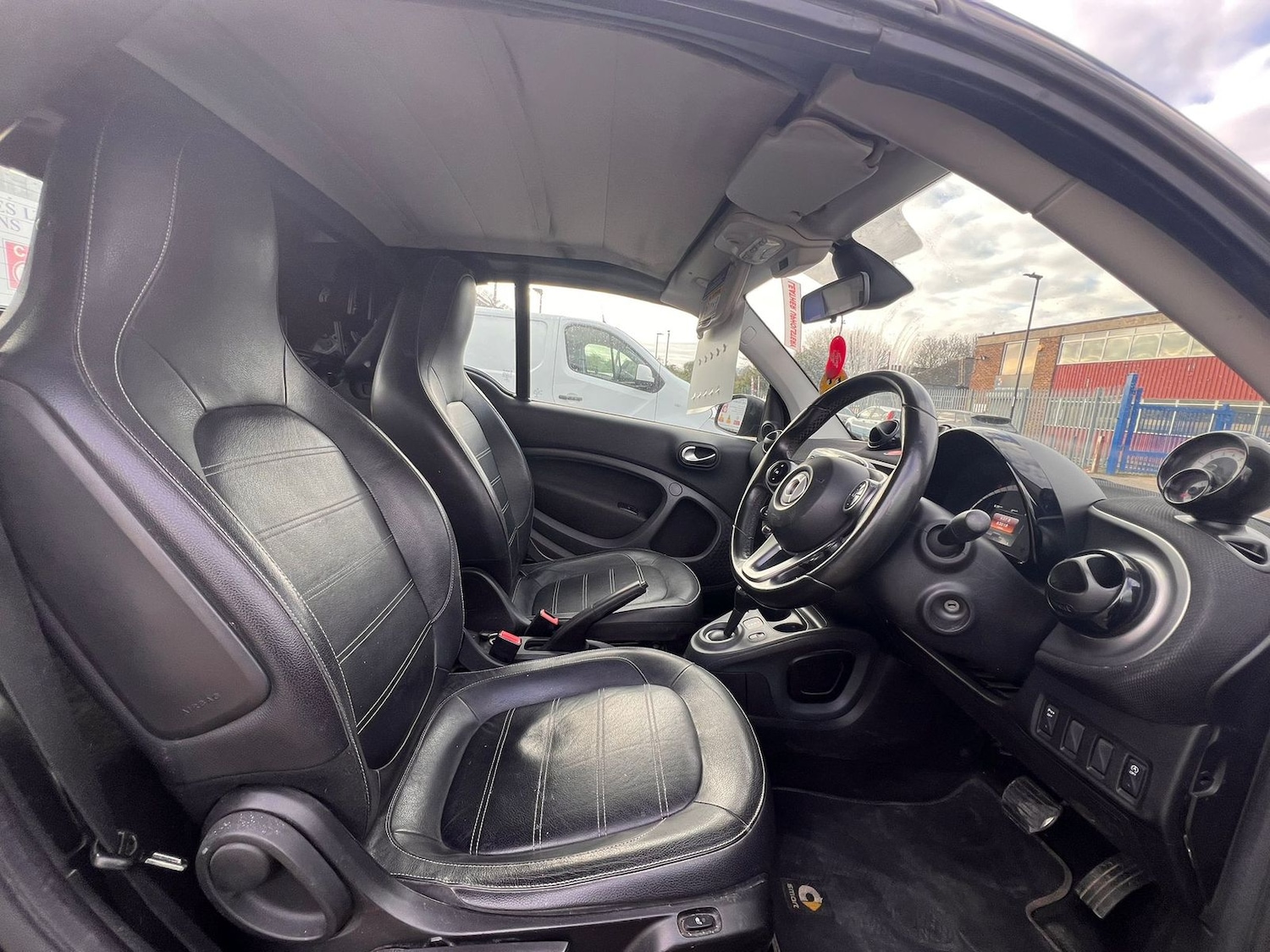 Used smart fortwo 2017 for sale - 78103126: Photo 10