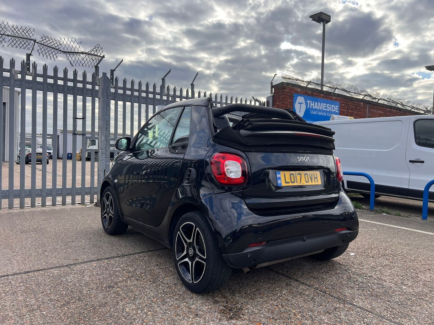 Used smart fortwo 2017 for sale - 78103126: Photo 27