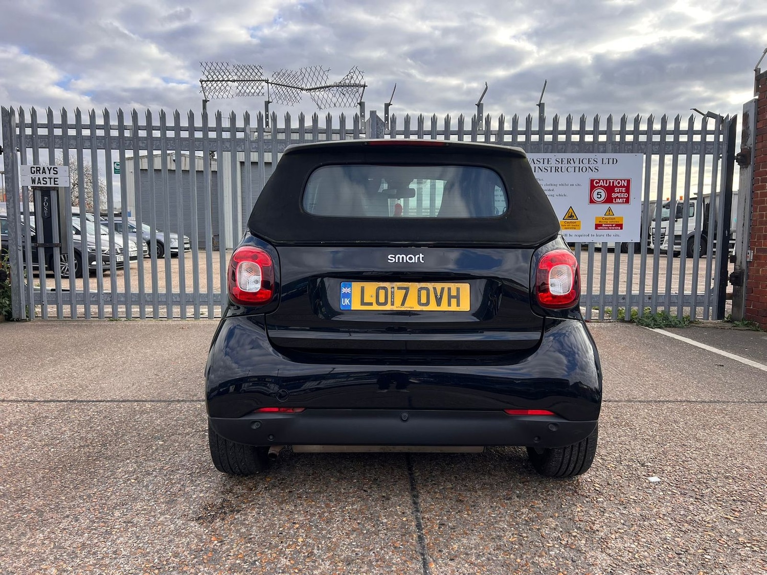 Used smart fortwo 2017 for sale - 78103126: Photo 5
