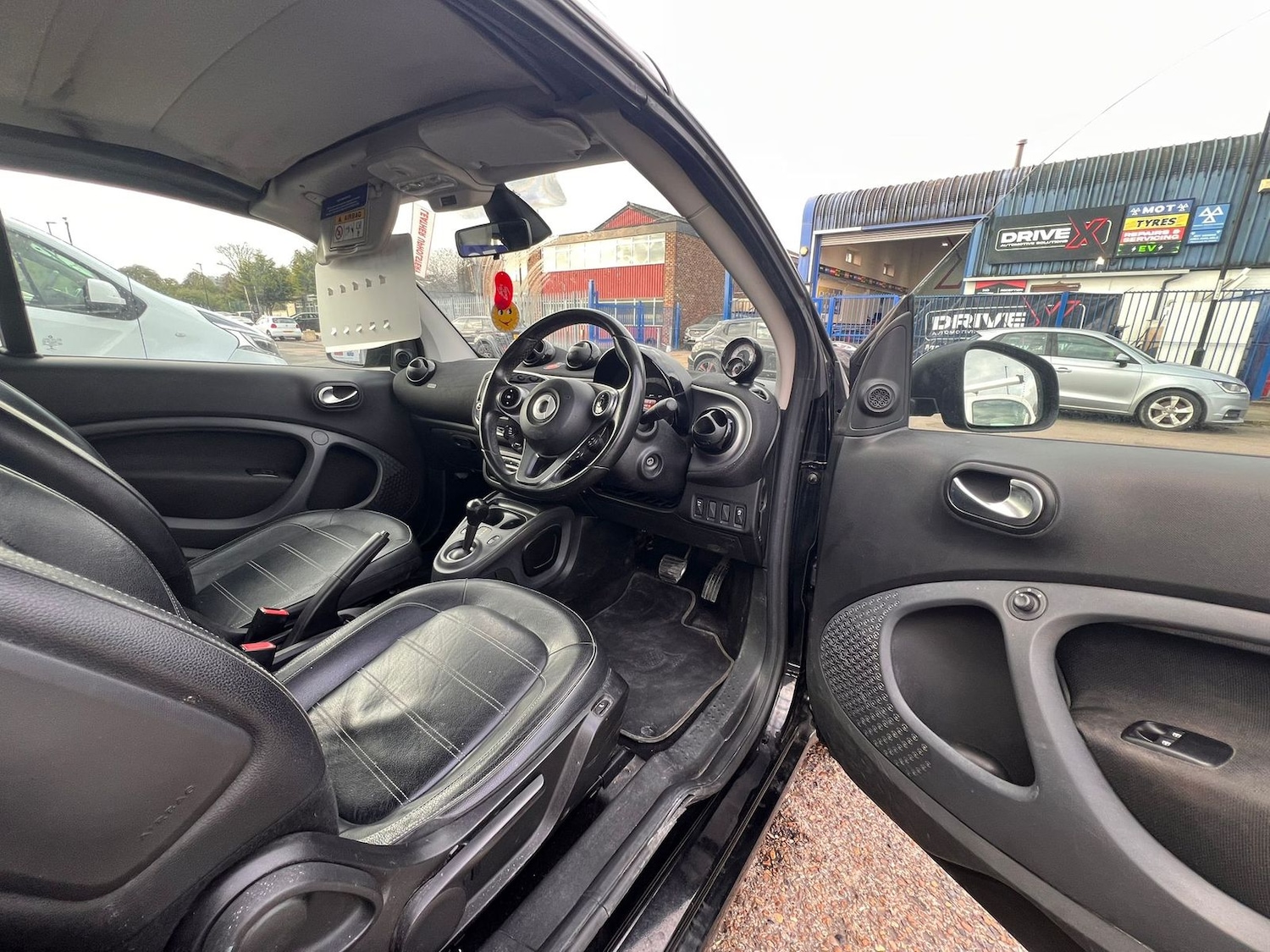 Used smart fortwo 2017 for sale - 78103126: Photo 9