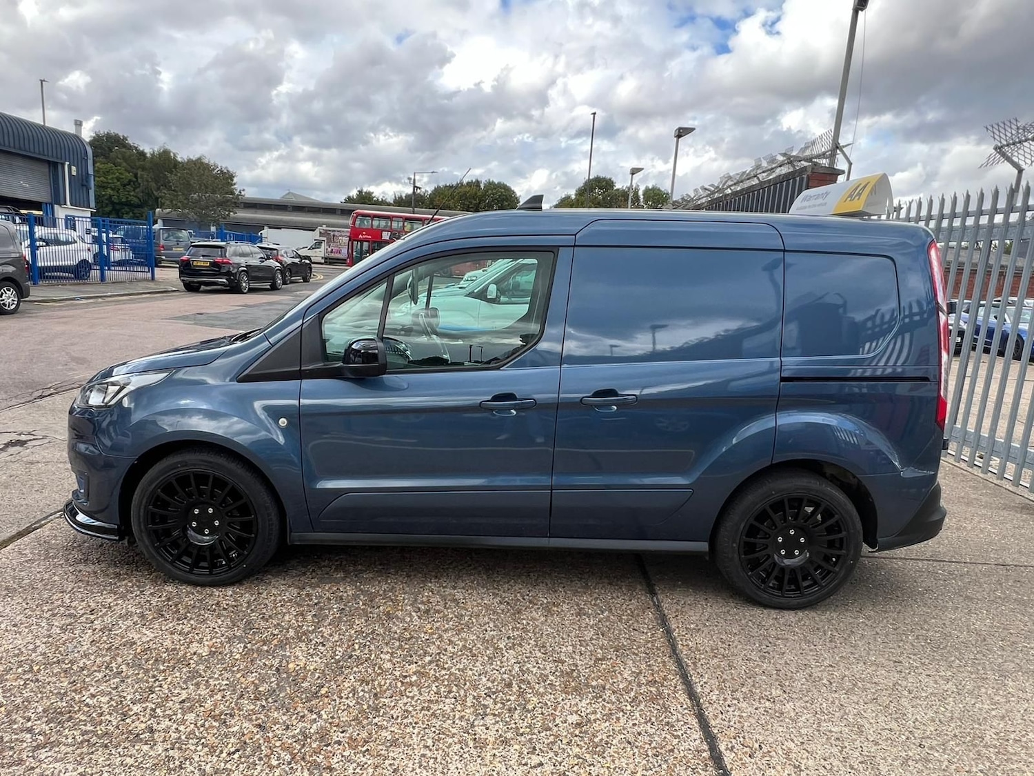 Used Ford Transit Connect 2020 for sale - 77205821: Photo 8