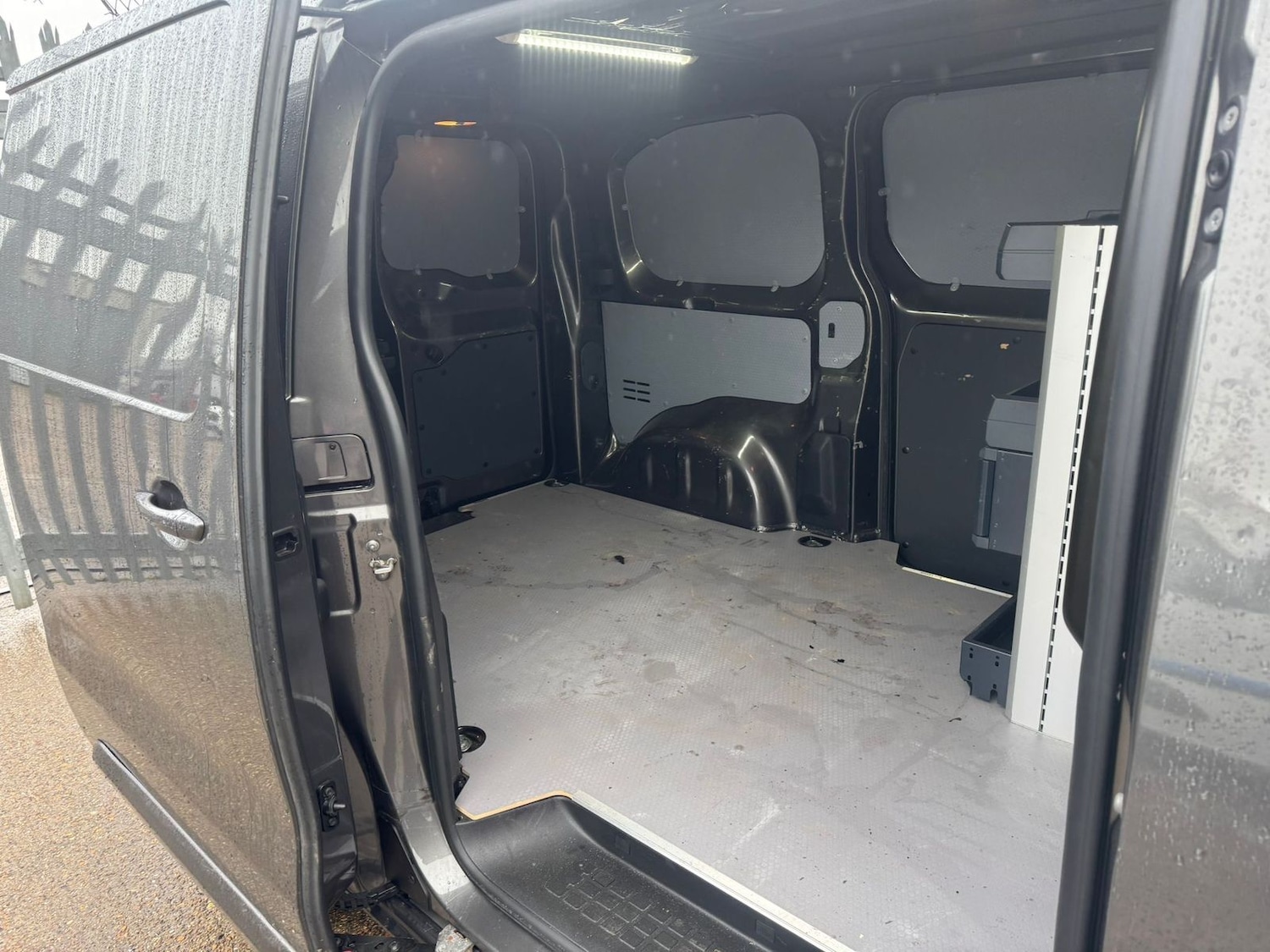 Used Vauxhall Vivaro 2020 for sale - 76704541: Photo 10