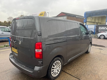 Used Vauxhall Vivaro 2020 for sale - 76704541: Photo