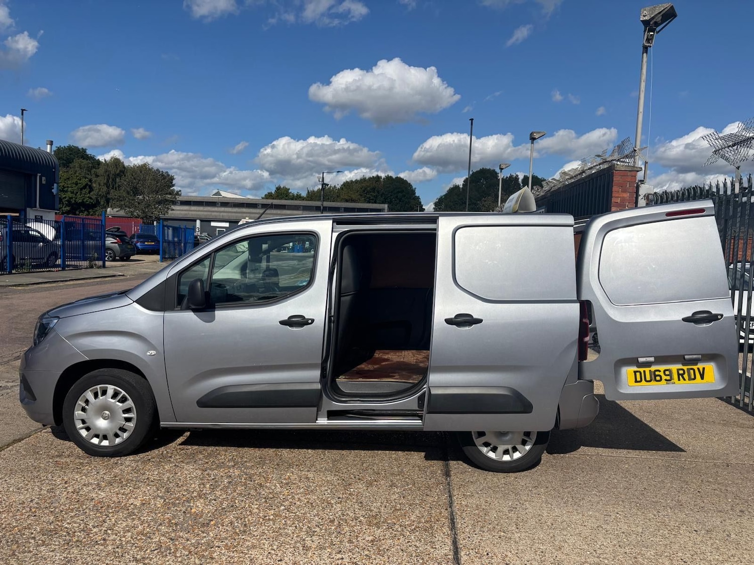 Used Vauxhall Combo 2019 for sale - 76441809: Photo 10