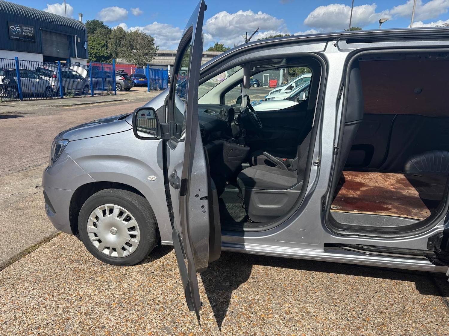 Used Vauxhall Combo 2019 for sale - 76441809: Photo 11