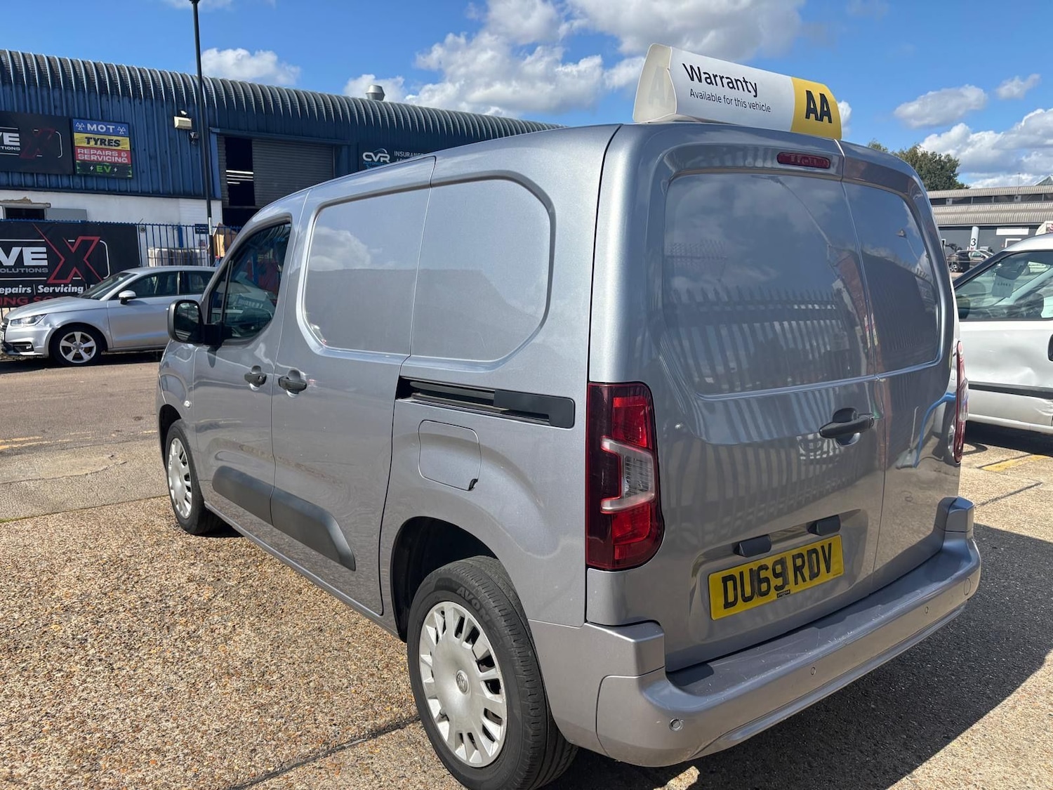 Used Vauxhall Combo 2019 for sale - 76441809: Photo 22