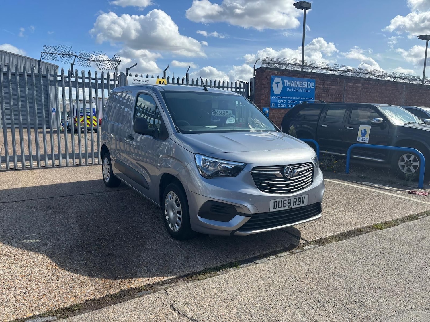Used Vauxhall Combo 2019 for sale - 76441809: Photo 3