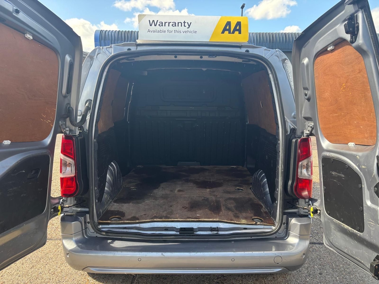 Used Vauxhall Combo 2019 for sale - 76441809: Photo 9