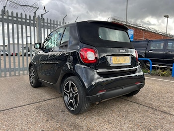 Used smart fortwo 2017 for sale - 77205823: Photo