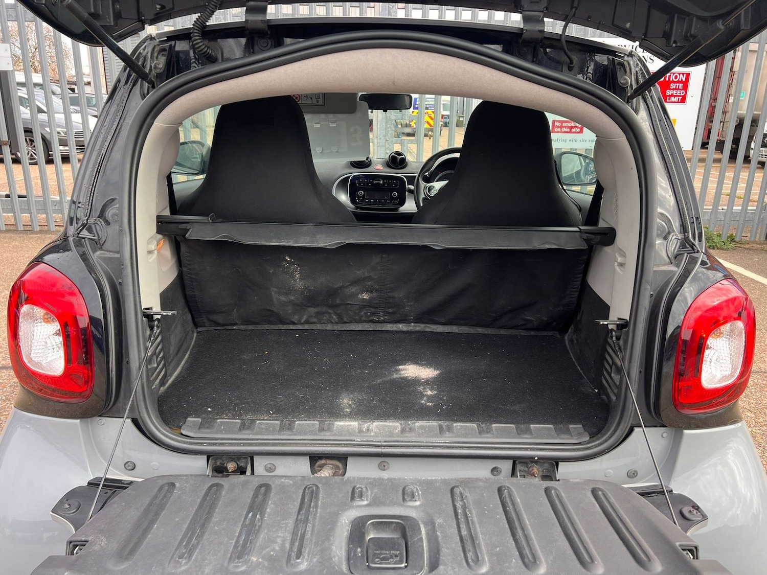 Used smart fortwo 2016 for sale - 78103149: Photo 21