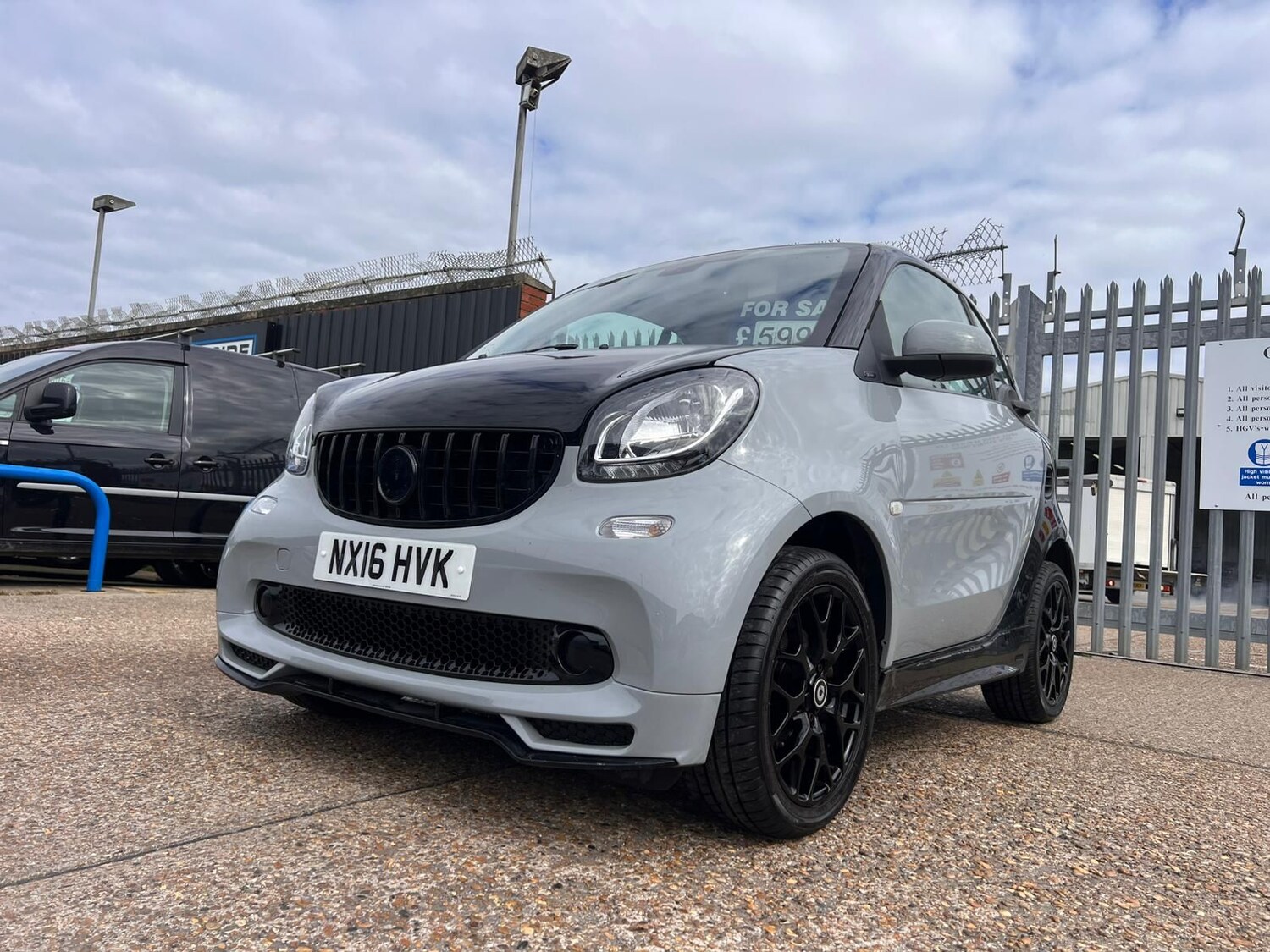 Used smart fortwo 2016 for sale - 78103149: Photo 24