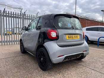 Used smart fortwo 2016 for sale - 78103149: Photo