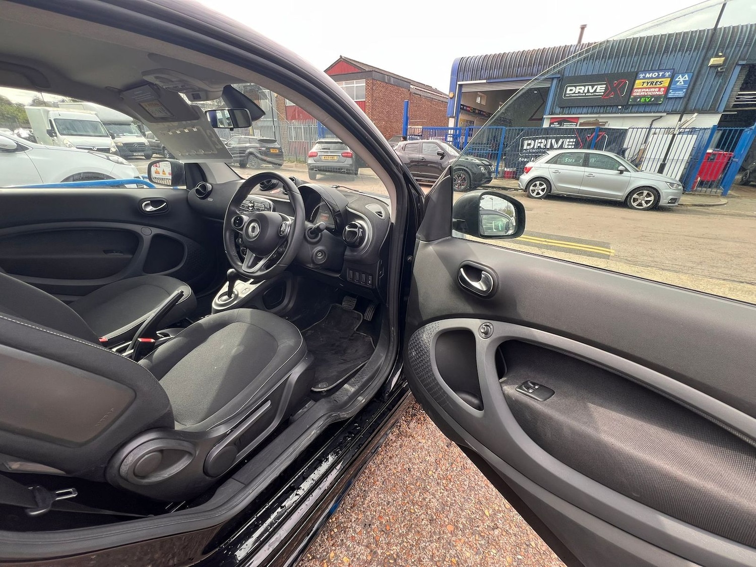 Used smart fortwo 2016 for sale - 78103149: Photo 9