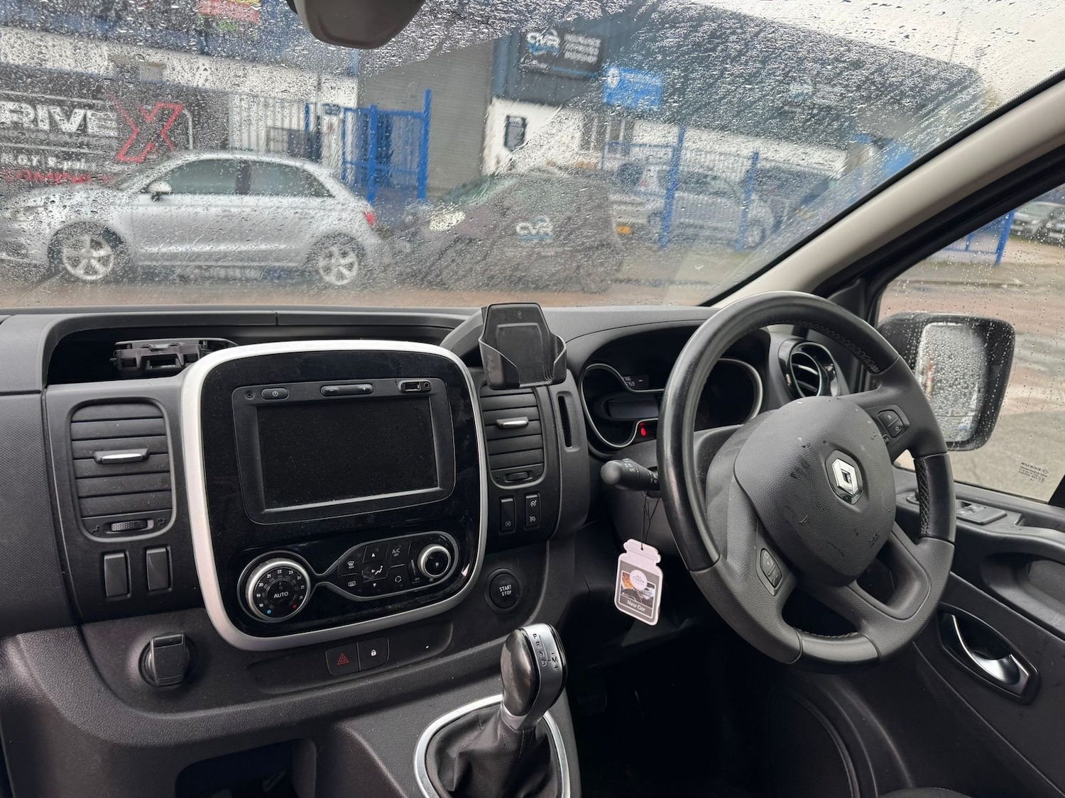 Used Renault Trafic 2020 for sale - 76668320: Photo 16