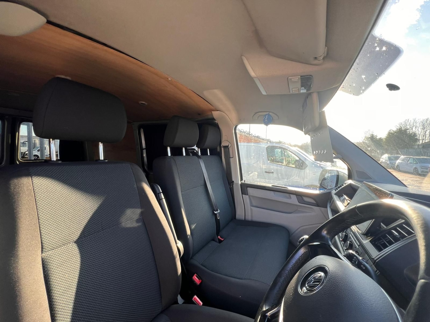 Used Volkswagen Transporter 2016 for sale - 77196774: Photo 10