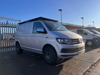 Used Volkswagen Transporter 2016 for sale - 77196774: Photo