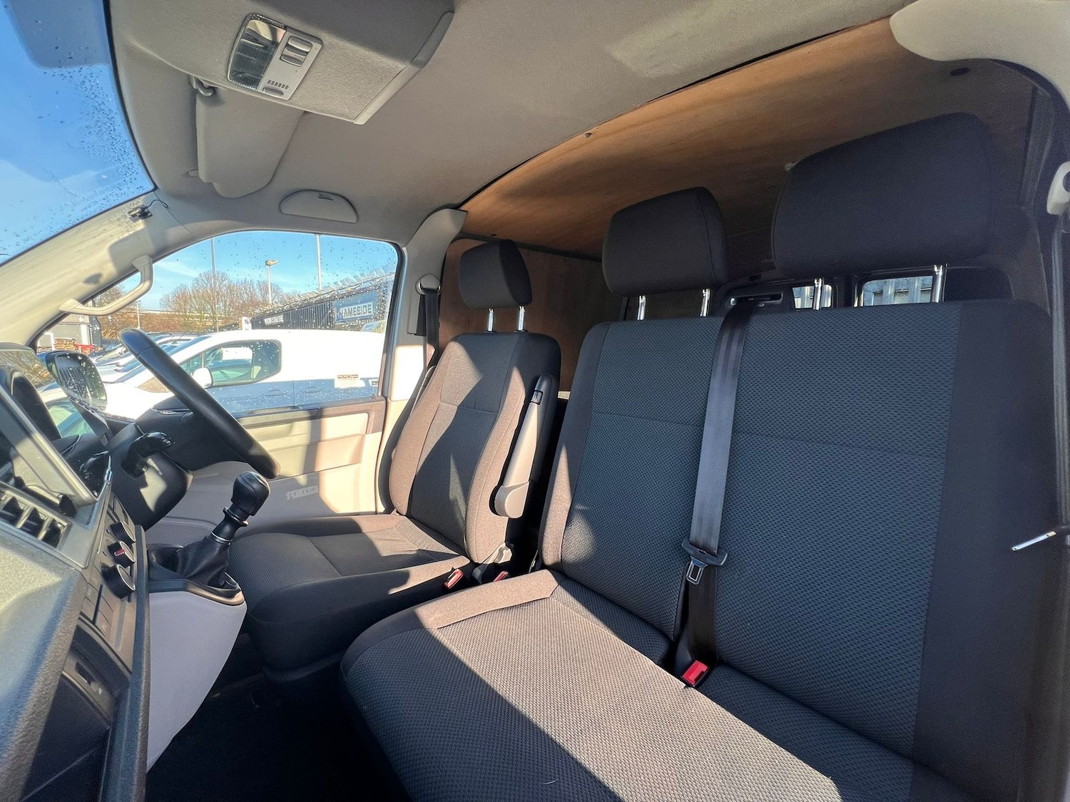 Used Volkswagen Transporter 2016 for sale - 77196774: Photo 20