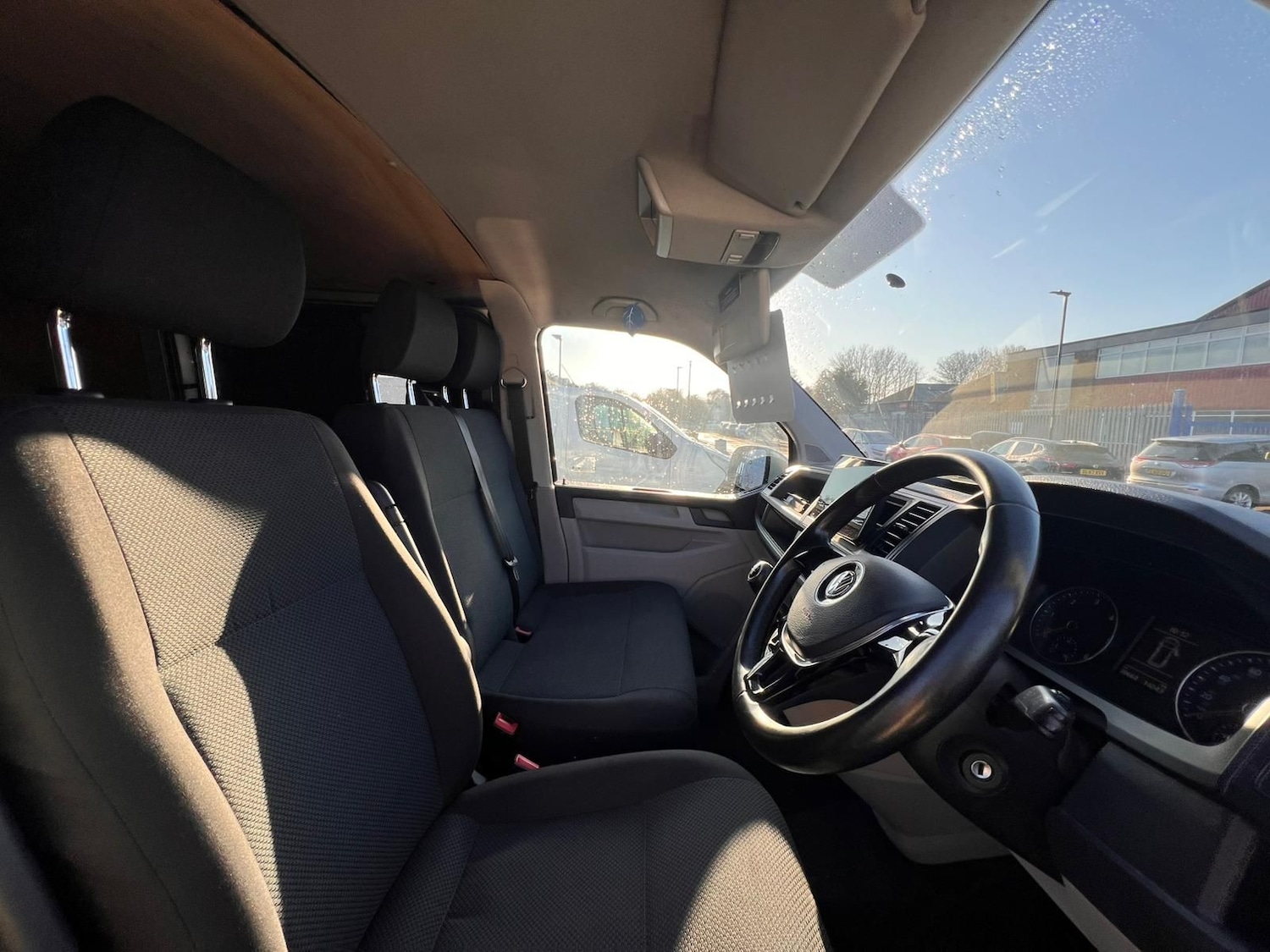 Used Volkswagen Transporter 2016 for sale - 77196774: Photo 9