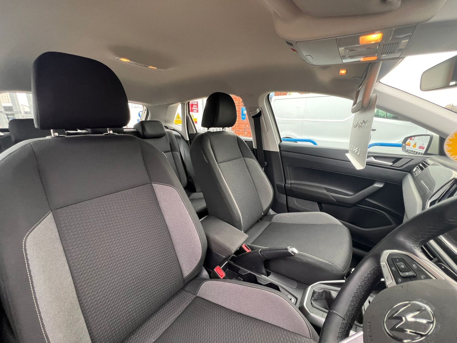 Used Volkswagen Polo 2023 for sale - 77600517: Photo 11