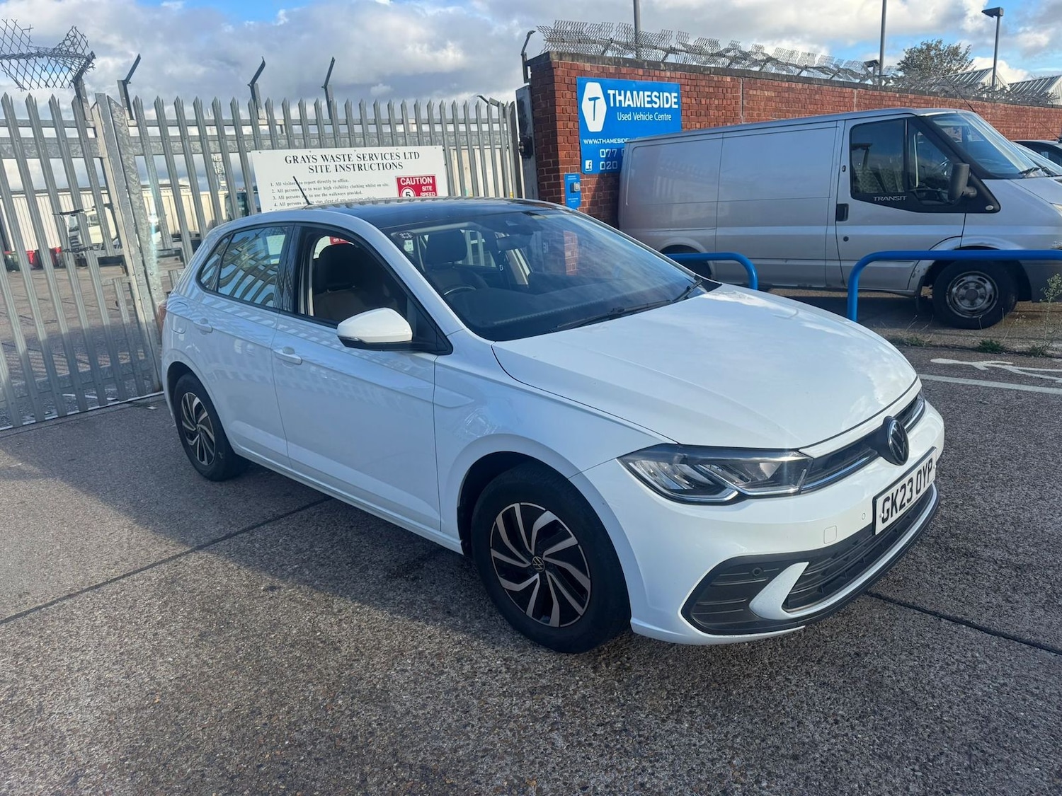 Used Volkswagen Polo 2023 for sale - 76350692: Photo 1