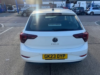 Used Volkswagen Polo 2023 for sale - 76350692: Photo