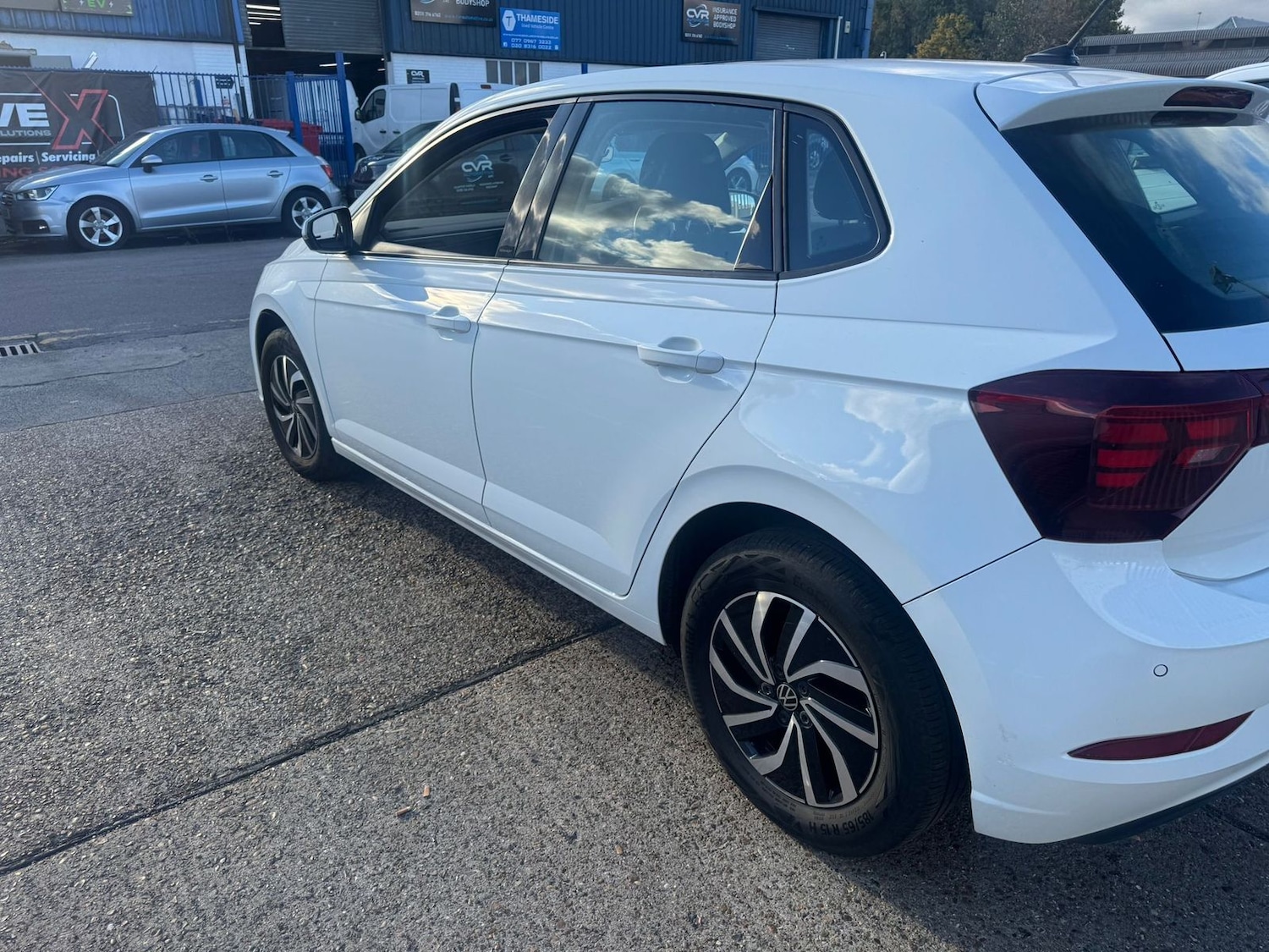 Used Volkswagen Polo 2023 for sale - 76350692: Photo 6