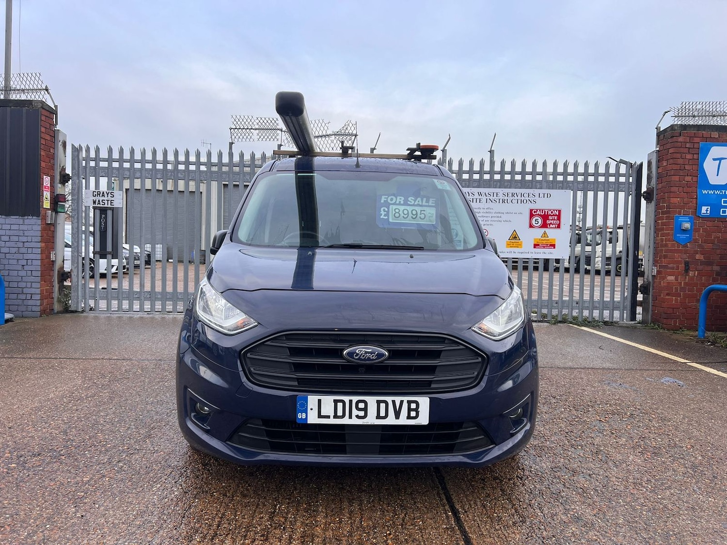 Used Ford Transit Connect 2019 for sale - 77347043: Photo 2