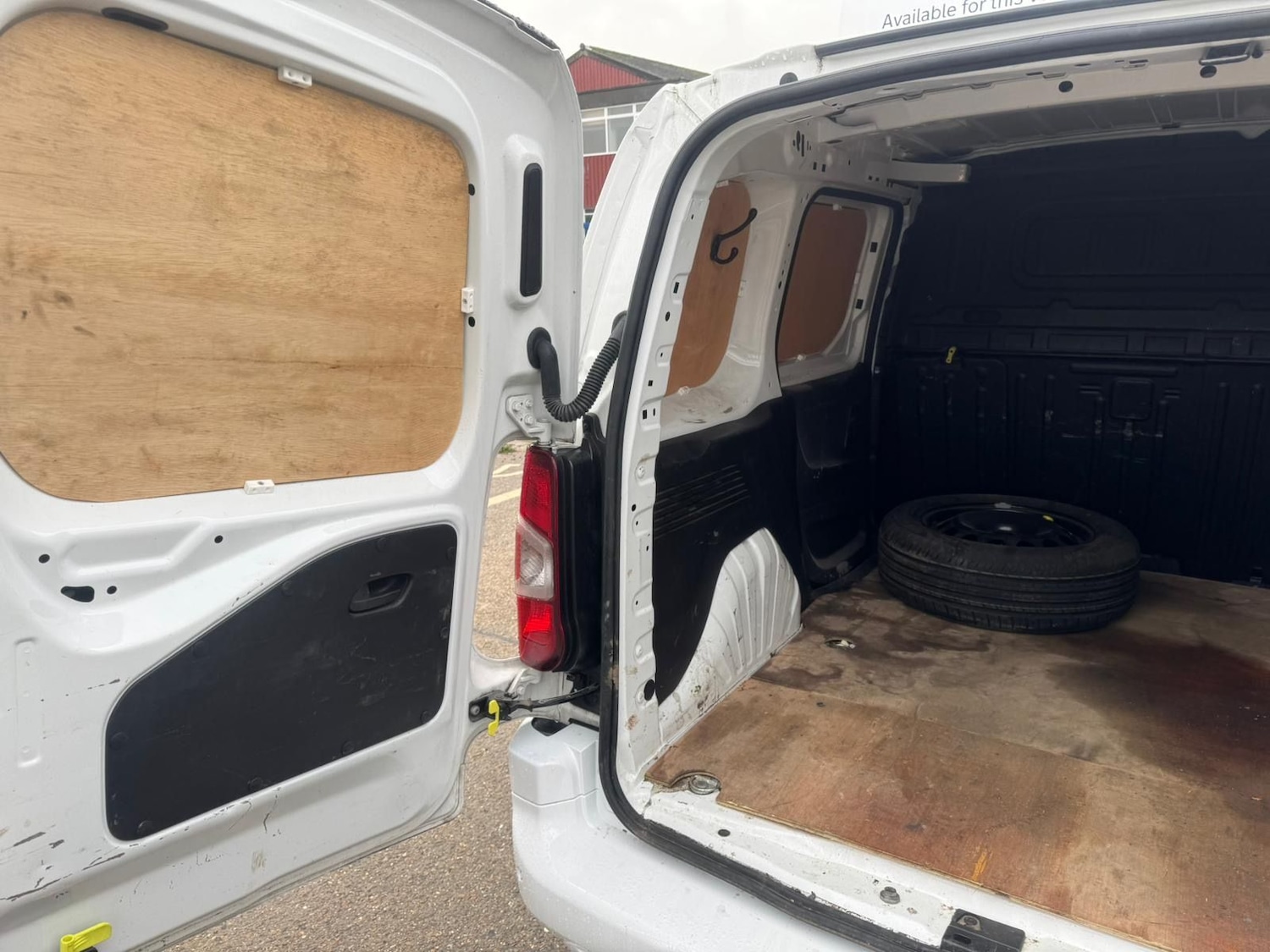 Used Peugeot Partner 2021 for sale - 76285552: Photo 12