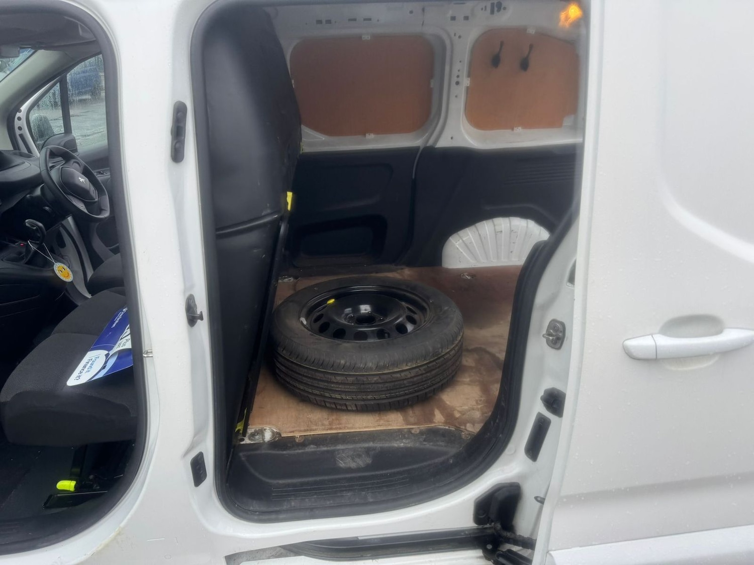 Used Peugeot Partner 2021 for sale - 76285552: Photo 13