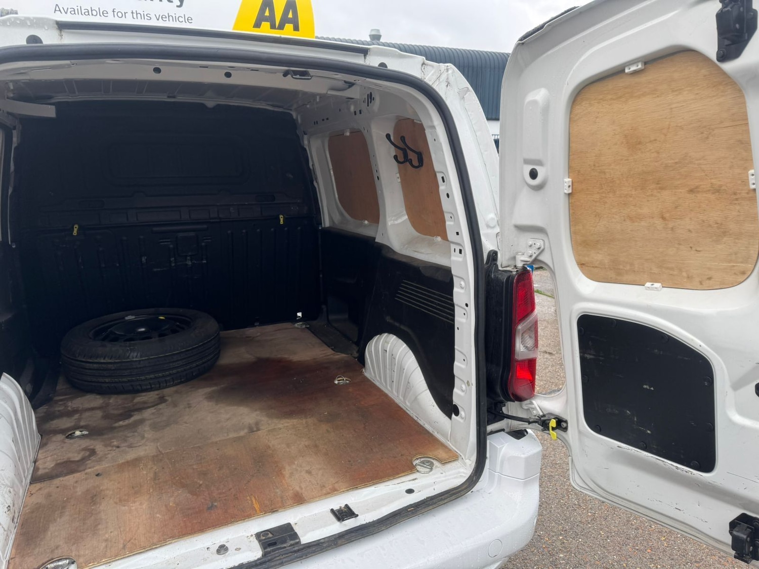 Used Peugeot Partner 2021 for sale - 76285552: Photo 20