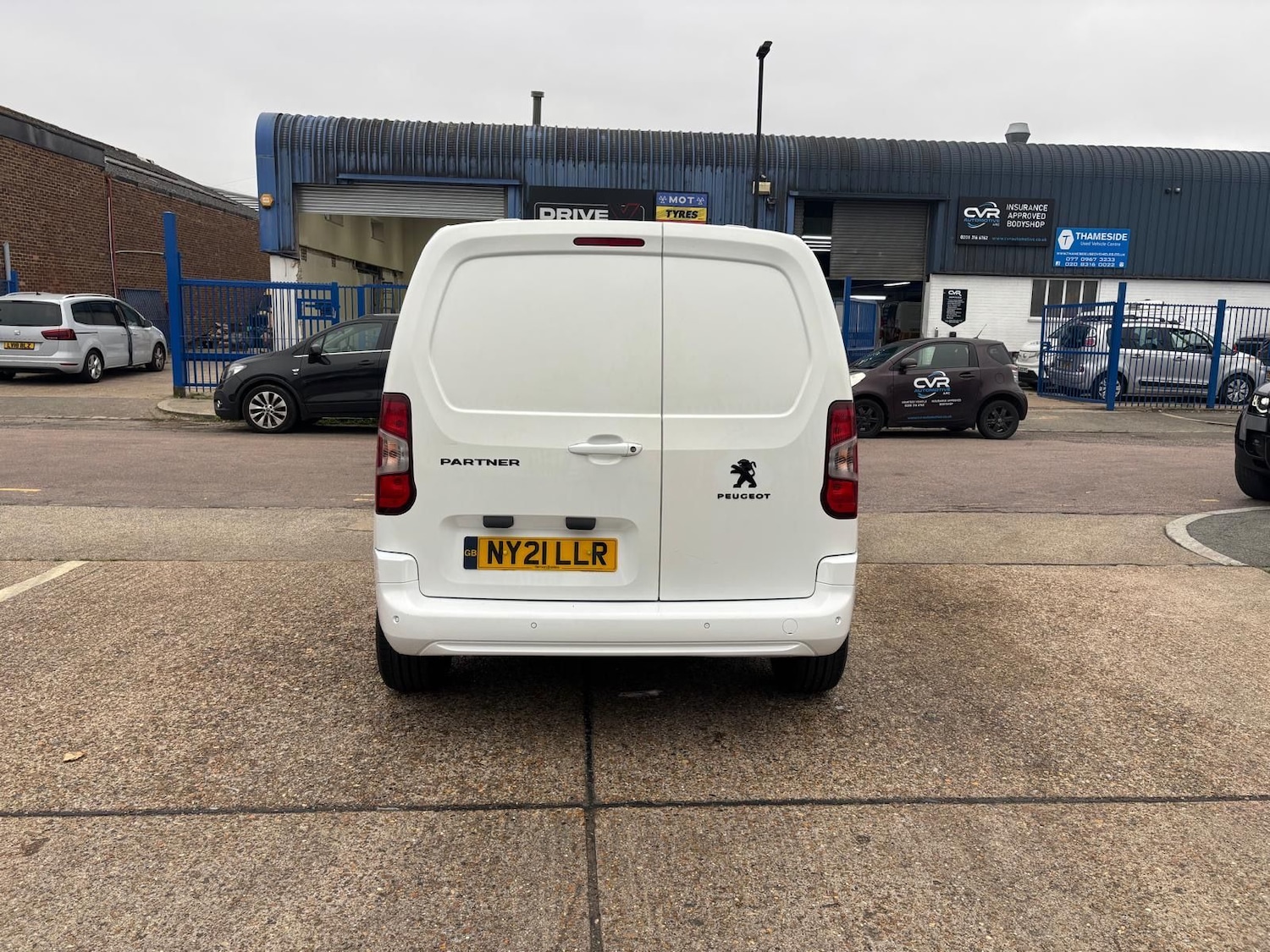 Used Peugeot Partner 2021 for sale - 76285552: Photo 4