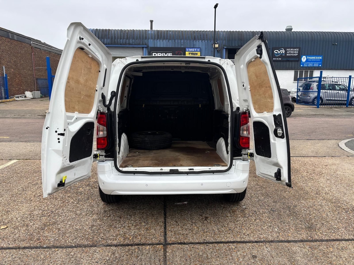 Used Peugeot Partner 2021 for sale - 76285552: Photo 5
