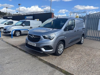 Vauxhall - Combo