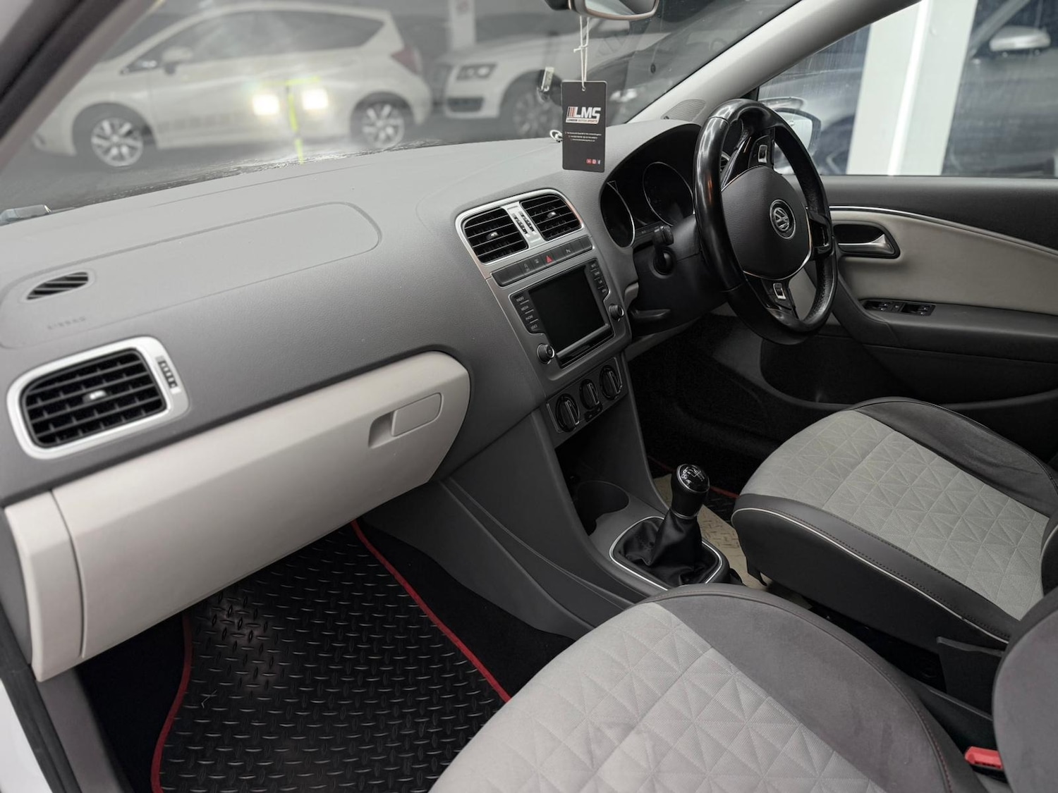 Used Volkswagen Polo 2017 for sale - 76683950: Photo 19