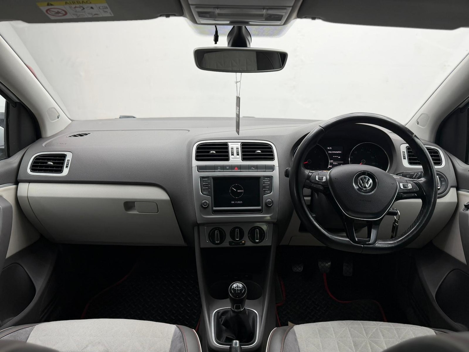 Used Volkswagen Polo 2017 for sale - 76683950: Photo 22