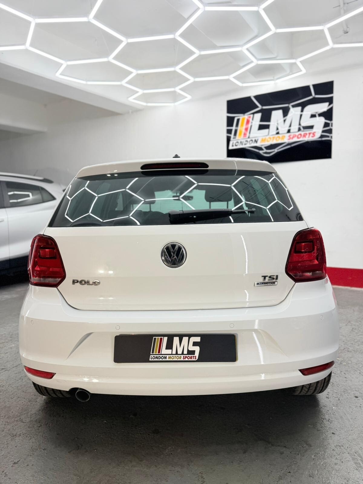 Used Volkswagen Polo 2017 for sale - 76683950: Photo 43