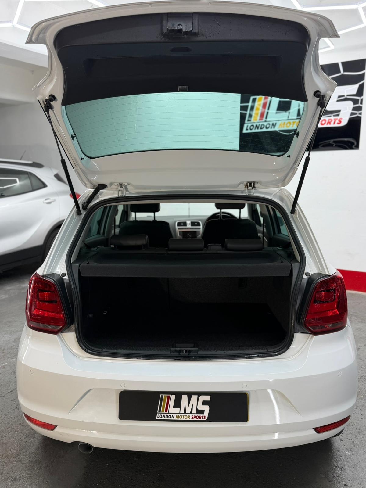 Used Volkswagen Polo 2017 for sale - 76683950: Photo 49