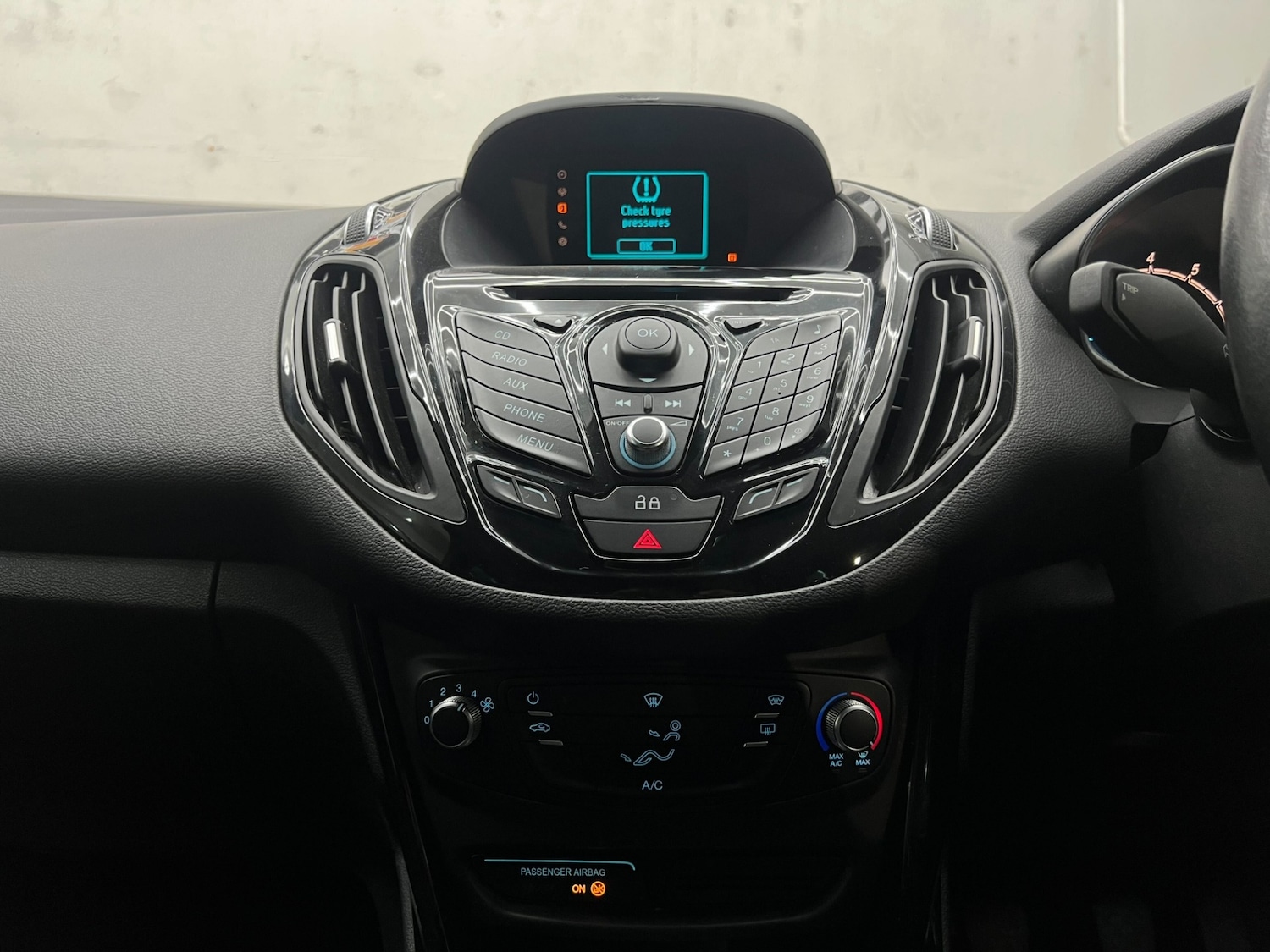 Used Ford B-MAX 2015 for sale - 78210916: Photo 47