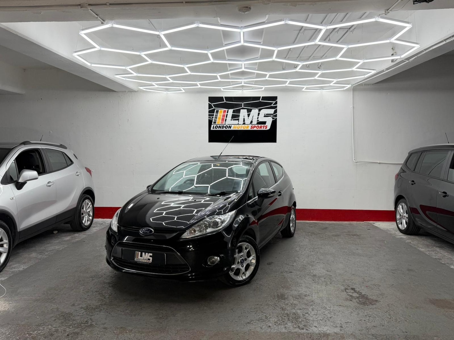 Used Ford Fiesta 2012 for sale - 76532522: Photo 1