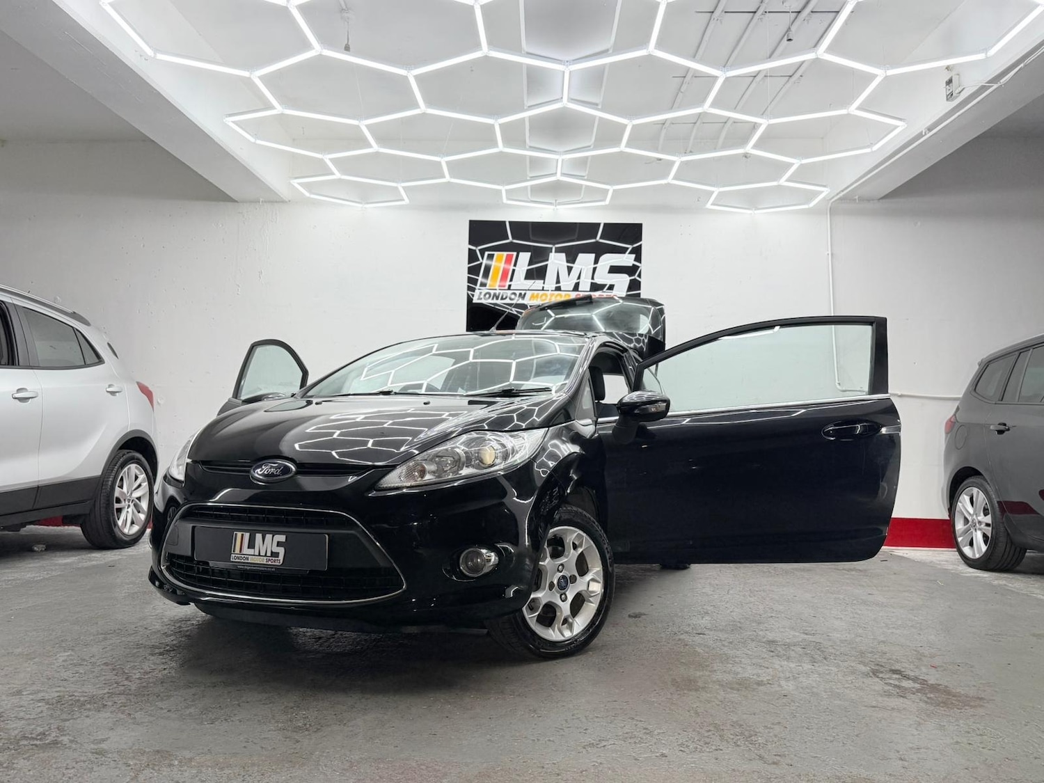 Used Ford Fiesta 2012 for sale - 76532522: Photo 13