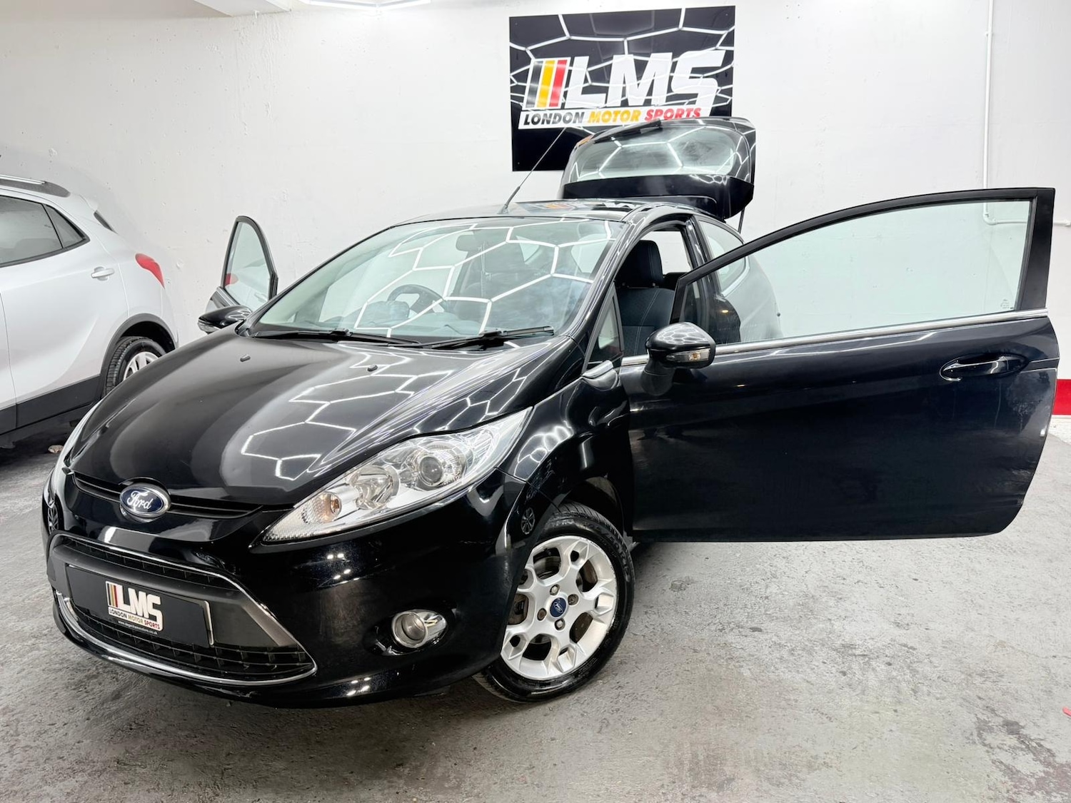 Used Ford Fiesta 2012 for sale - 76532522: Photo 14
