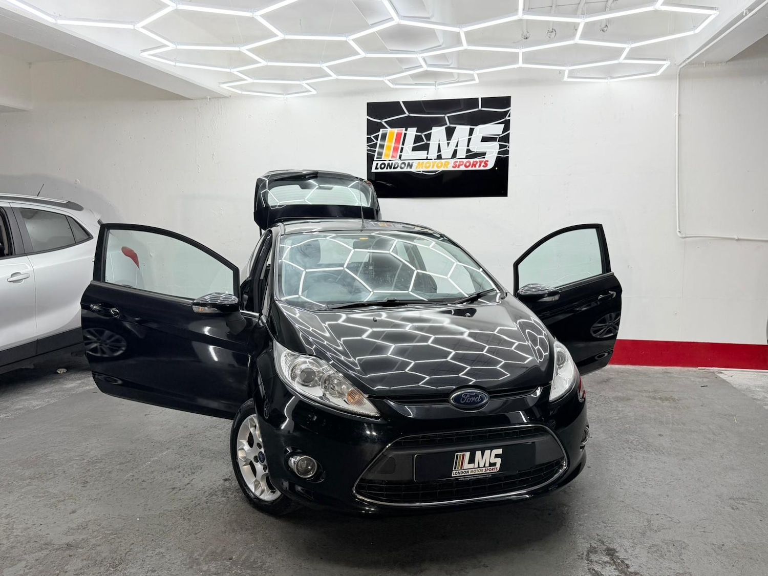 Used Ford Fiesta 2012 for sale - 76532522: Photo 28