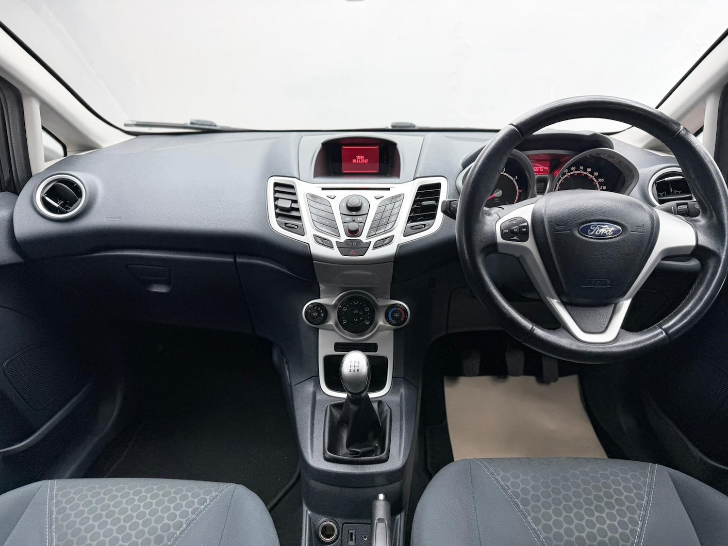 Used Ford Fiesta 2012 for sale - 76532522: Photo 31